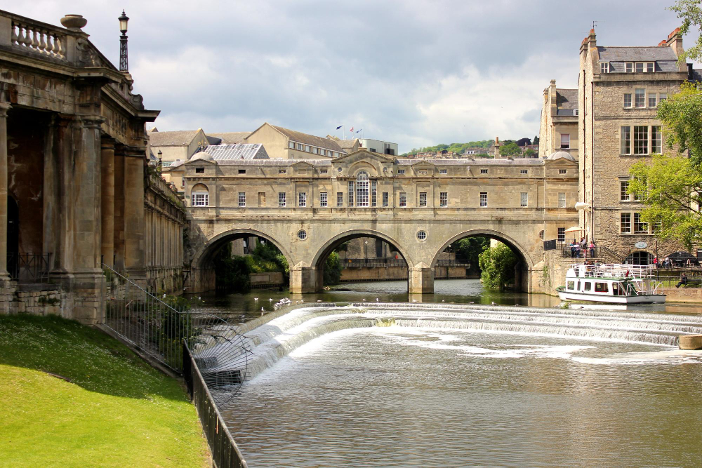 Image of river and buildings in City of Bath