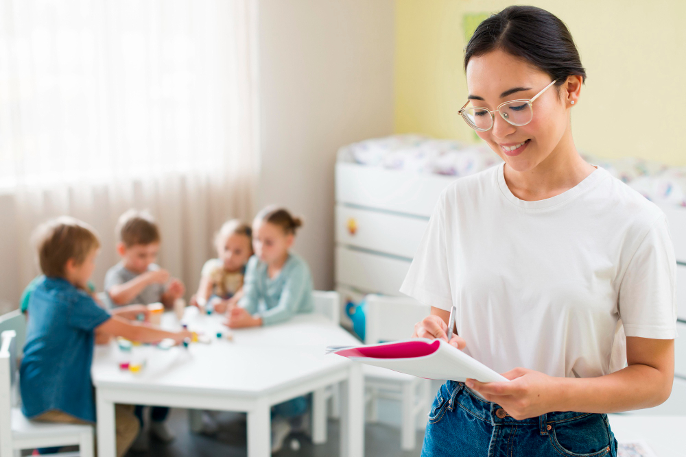 Image of a primary school children in classroom. 